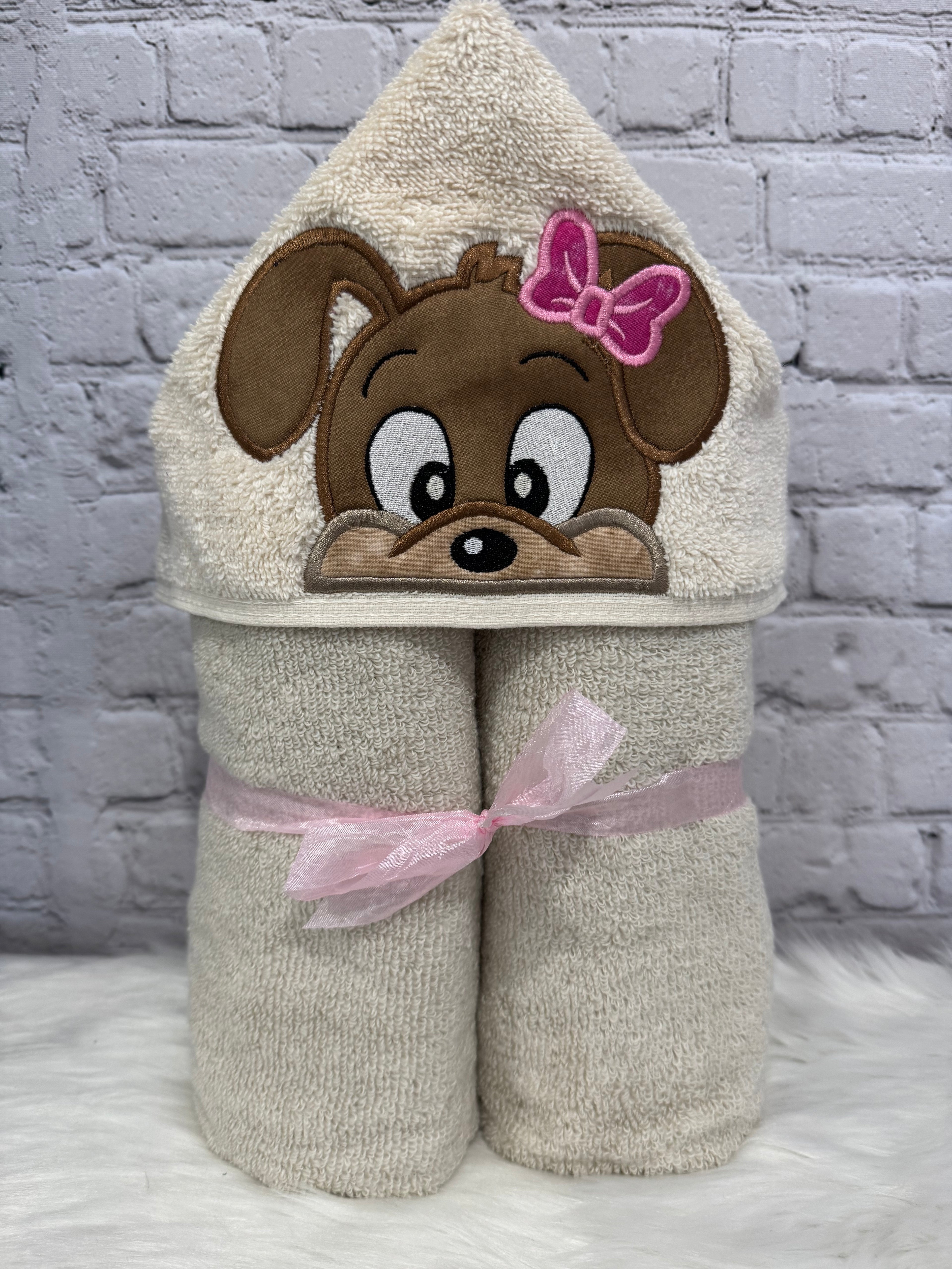 Bath Buddies Hooded Dog with Bow Bath Towel